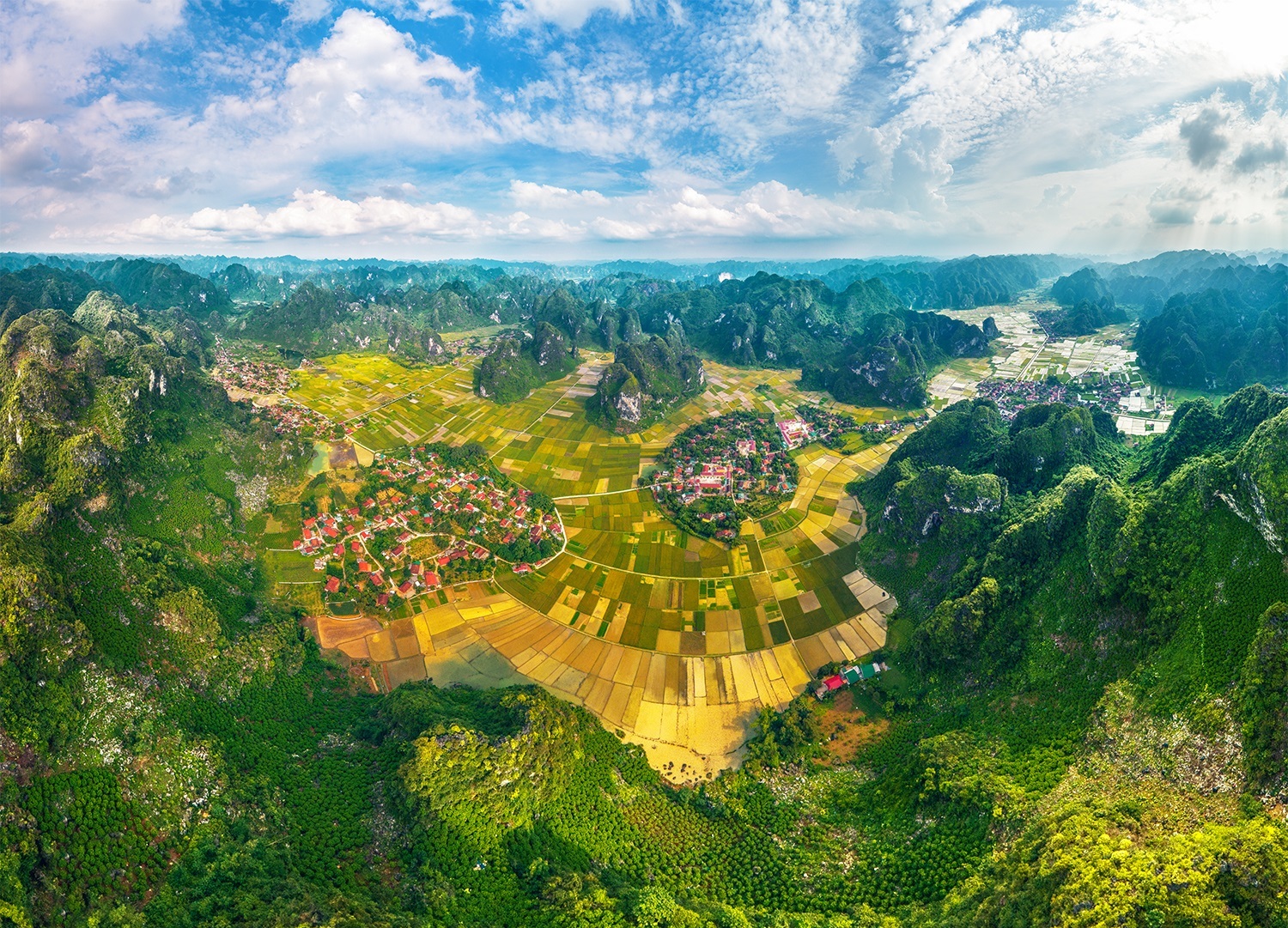 مشهد مهيب لمنطقة ين ثنه