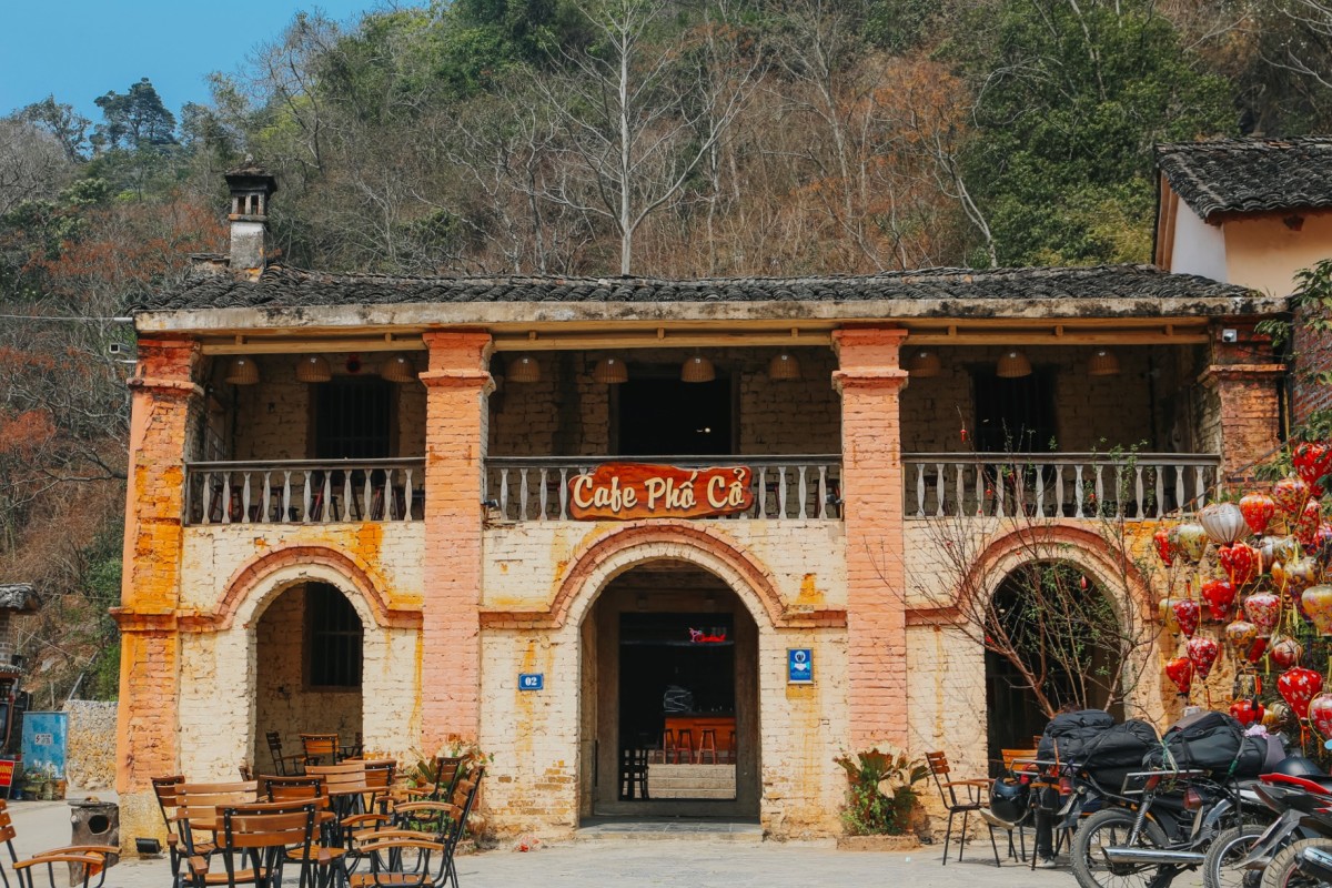 Ha Giang’s coffee shop in a 100-year-old home