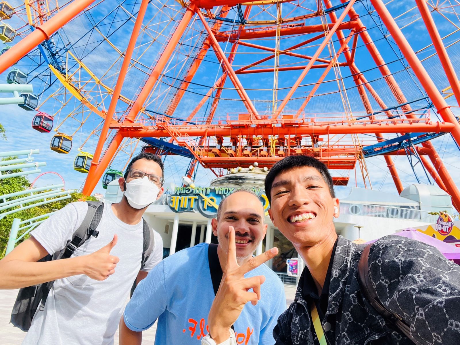 تجربة رائعة في VinWonders نها ترانج - مغامرات ملونة للسائحين السعوديين