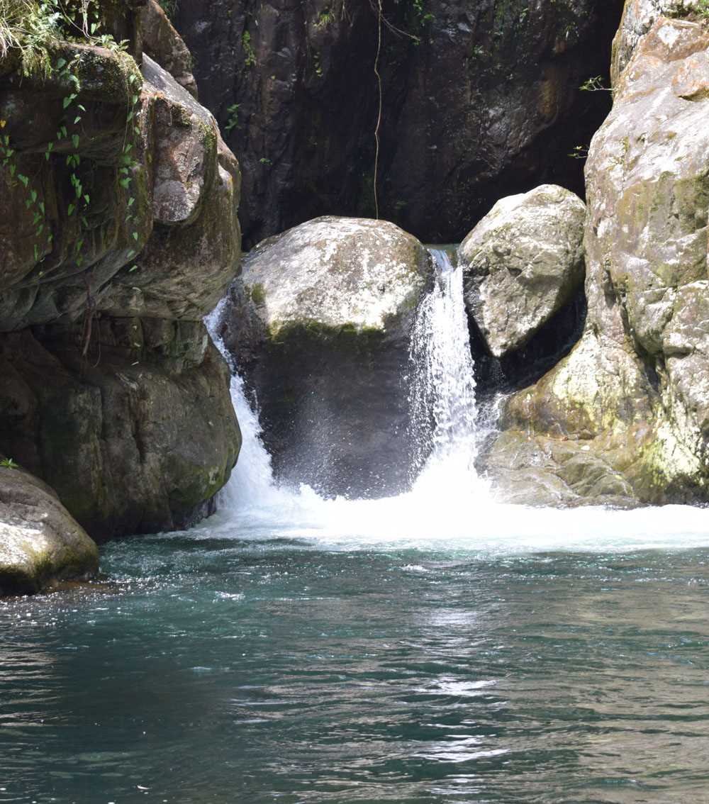 Kỳ thú thác Đôi, Quảng Ninh