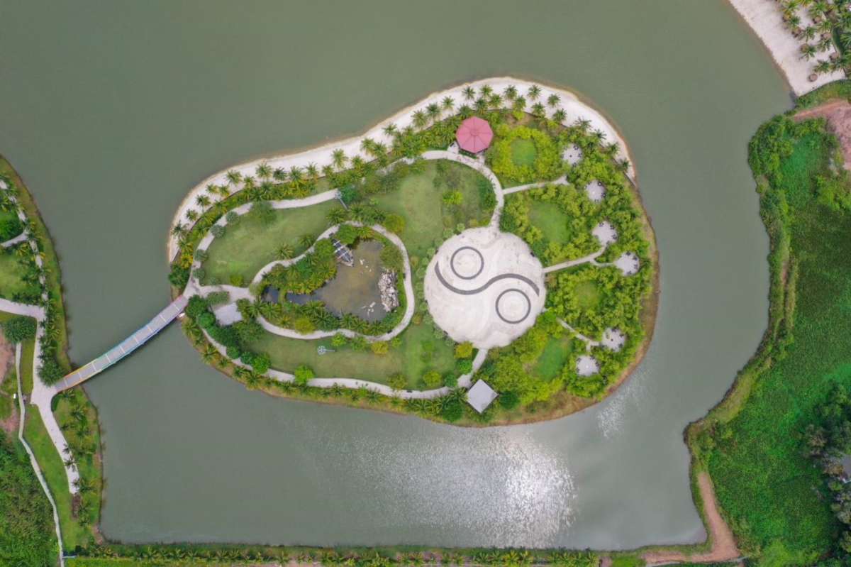 Khám phá công viên phong cách biển nhiệt đới tại TP HCM