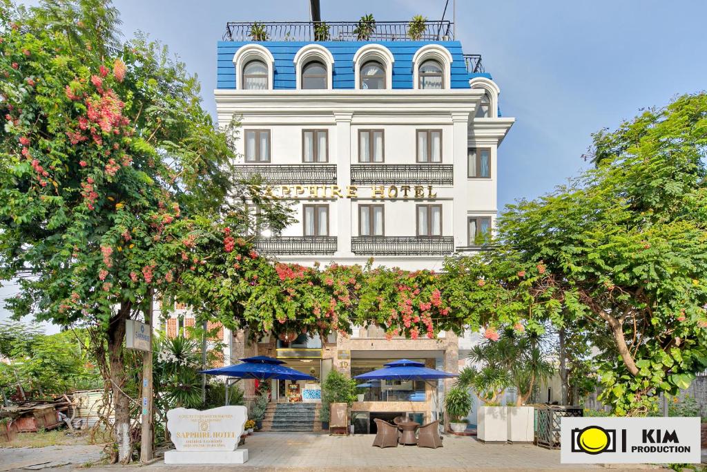 Sapphire Hotel